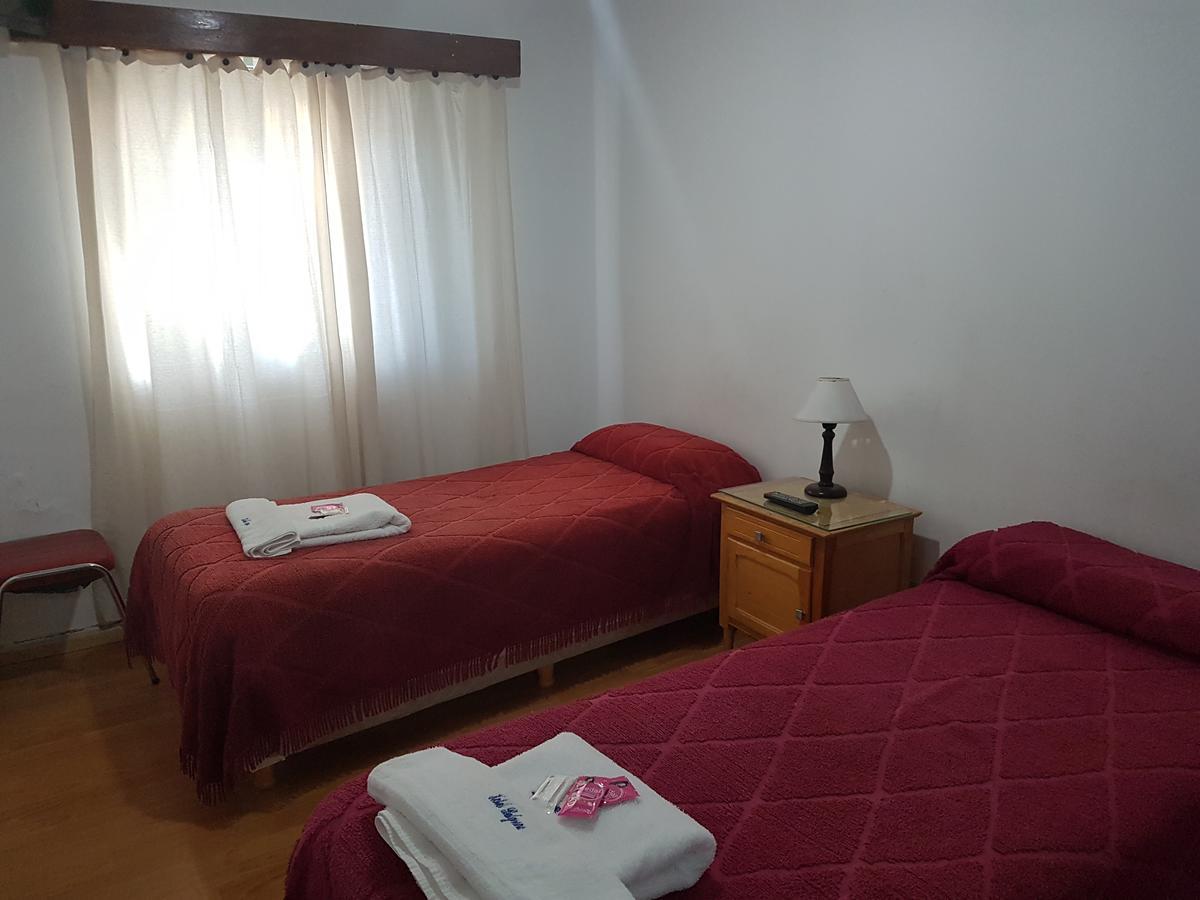 Hotel Belgrano Περίτο Μορένο Εξωτερικό φωτογραφία